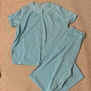 Vintage! Light Blue Pajama Set with Embroidery
